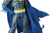 batman-knight-crusader-knightfall-mafex-action-figure-pre-order-1