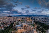 Análise dos Dados do Airbnb — Atenas