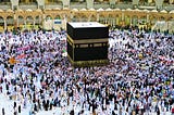 Distraction in the Most Precious Moments: Selfies at the Kaaba