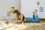 Learning to paint can produce happiness endorphins like Dopamine. Via Pexels.com