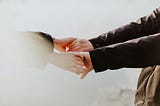 5 Signs Your Twin Flame Runner Will Reach Out to You Soon