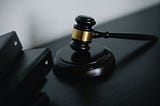 How do lawyers make lawyers look bad?