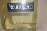 neutrogena-moisturizing-body-oil-light-sesame-formula-16-fl-oz-x-2-bottles-new-1