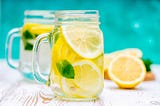 7 Ways Your Body Benefits From Lemon Water