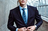 This Guy Faked Being a Millionaire on LinkedIn for a Week