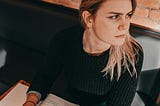 How The Best Online Writers Publish Perfect Headlines (The One Rule They All Follow)