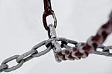 3 chains tied together — link baiting