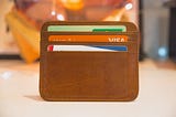 leather wallet for men with 3 pockets to store credit and id cards