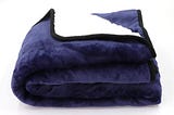 Reversible Heated Blanket for 12V Car Outlets | Image
