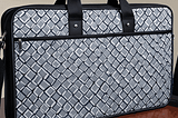 17-inch-women-s-laptop-bags-1