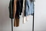 Capsule wardrobe: an elegant solution for a simplified and diversified wardrobe