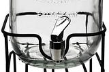 mini-yorkshire-1-gal-sun-tea-jar-cold-beverage-glass-dispenser-on-black-metal-stand-1