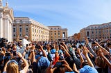 Papa Francisco desiste de assinar o Decreto Dominical.