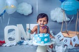 Cake Smash Photography tips by Little Dimples by Tisha, the best Cake Smash Photographer in…