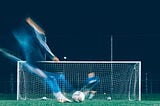 After the soccer training we always take some free kicks and penalties. Due to the slower shutter speed you can see that the keeper dives too early to the corner;)