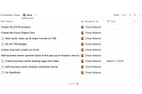 Imagen de la interfaz de Notion mostrando cómo se adapta para mostrar u ocultar funciones según el contexto, manteniendo una apariencia limpia y relevante