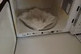 Can Paper Towels Go In The Microwave? [Tips & Tricks]