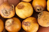 Country Onions: Onion That Tastes Like Garlic