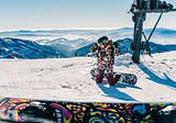 The Key Difference Between Men’s and Women’s Snowboards