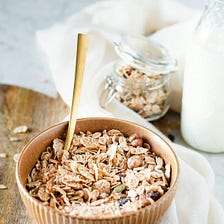 Should You Be Worried About Fertility-Damaging Chemicals In Your Oats?
