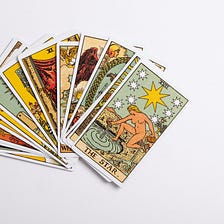 A Tarot Reading a Day Keeps The Unknown Away.