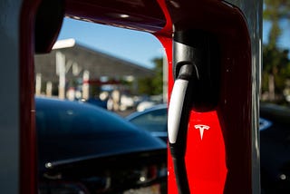 Tesla passes on California Supercharger subsidies