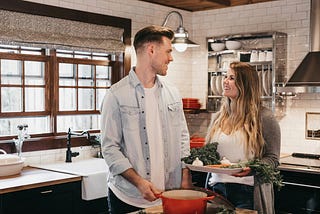 When Treating Your Husband Like a "Stranger",You'll Find 5 Great Changes in Your Life