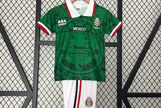 Retro Legends: Honoring Mexico’s Football Heritage with Retro Jerseys & Shirts