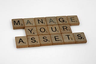 長期投資者不需要債券，且應集中配置於國際股票？