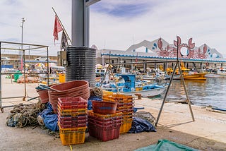 Crabs in a Bucket Mentality for Finding a Lover