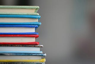 12 Books That Shifted My Mindset (and My Life)
