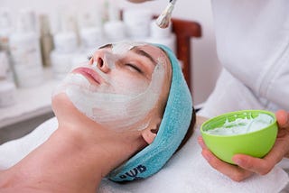 A Day and Night Skincare Routine for Dry Skin