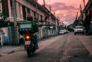 India’s Gig Economy And The Gig Workers, Are Solving The Chronic Last Mile Delivery Problem!