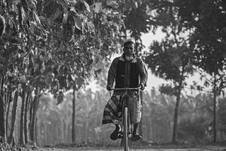 Son’s Disrespect Shakes Elderly Father: A Story of Family Values in China