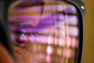 AI GLASSES DATE-STALKING CASE SPARKS CRIMINAL INVESTIGATION