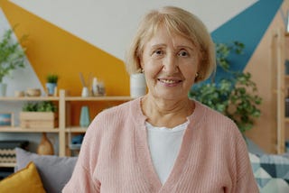 This Writer’s $1,800/Month Substack Strategy Changed — How Book Publishing Works