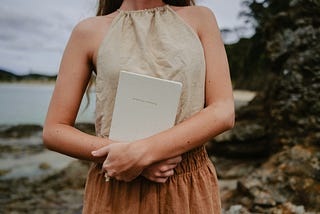 20 Gratitude Journaling Prompts Focused on Healing(+free printable)