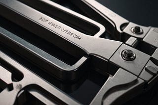 Bolt-Cutters-1