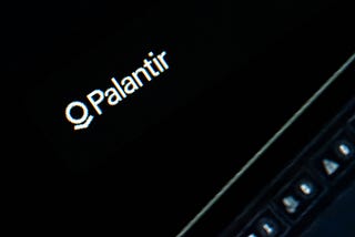 Palantir CEO Says AI Will Make Him 20 Times Richer (The Middle Class Only Gets a Pay Rise Maybe!)