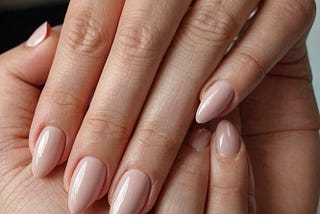 Almond-Nails-1