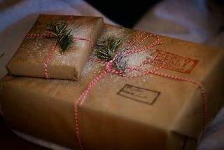 12 Festive Holiday Marketing Ideas to Boost Social Media Engagement This Season