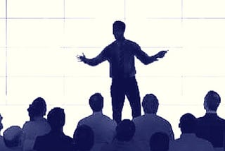 3 SECRETS to BECOME A BETTER PUBLIC SPEAKER!