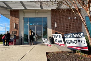 People going to vote