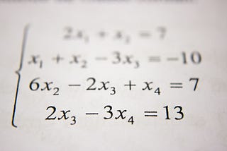 Simbol matematika di LaTeX