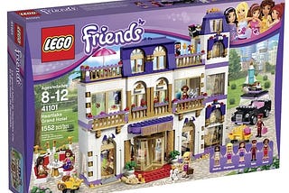 friends-heartlake-grand-hotel-building-kit-1