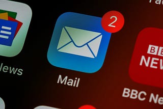 Icon of email app with 2 notifications.