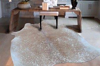 chic-rugz-white-brown-argentinean-cow-hide-rug-5-x-7-white-brown-rugs-for-sale-5-x-7-big-5-x-7-big-b-1