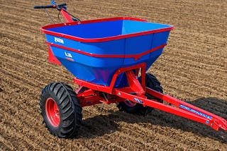 Agri-Fab-Spreader-1