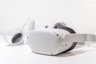 How virtual reality technology being used?