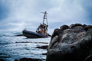 Kilas Balik Setahun Kapal Pecah Pemerintahan Prabowo